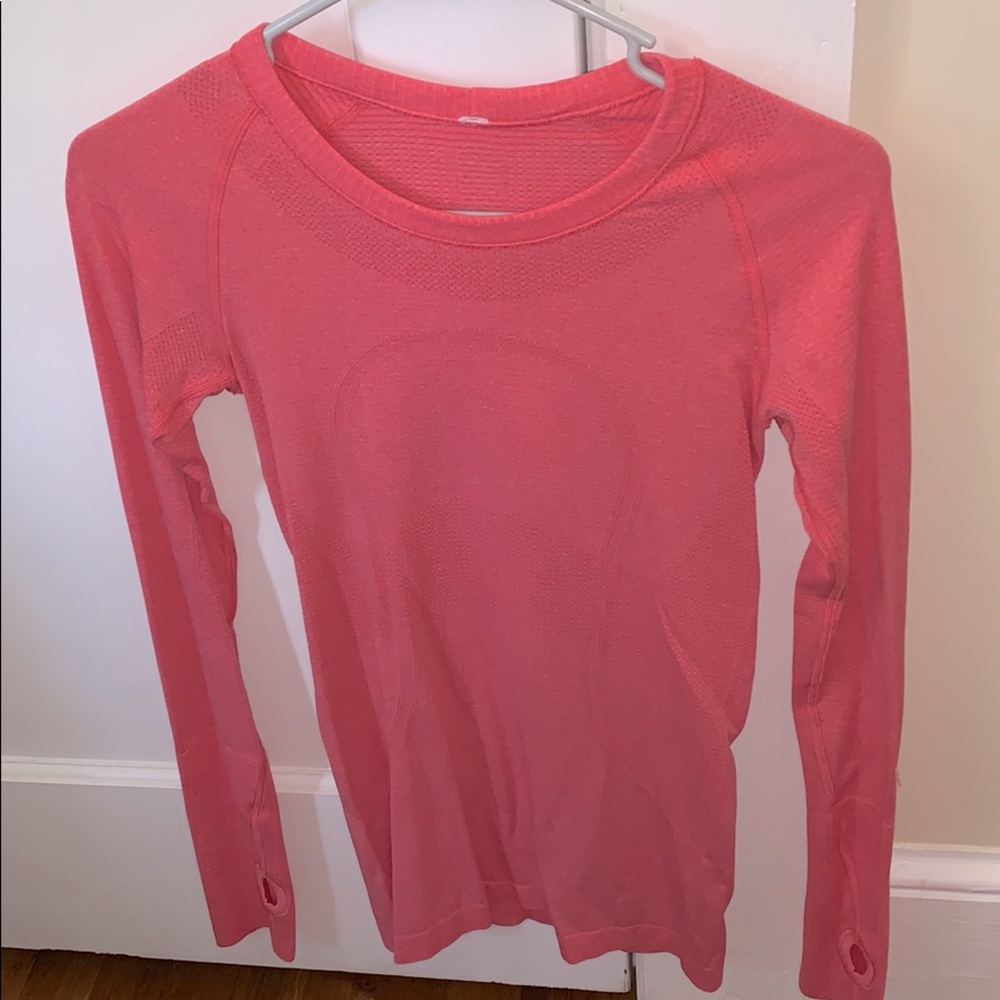 Lululemon Swiftly Tech Top